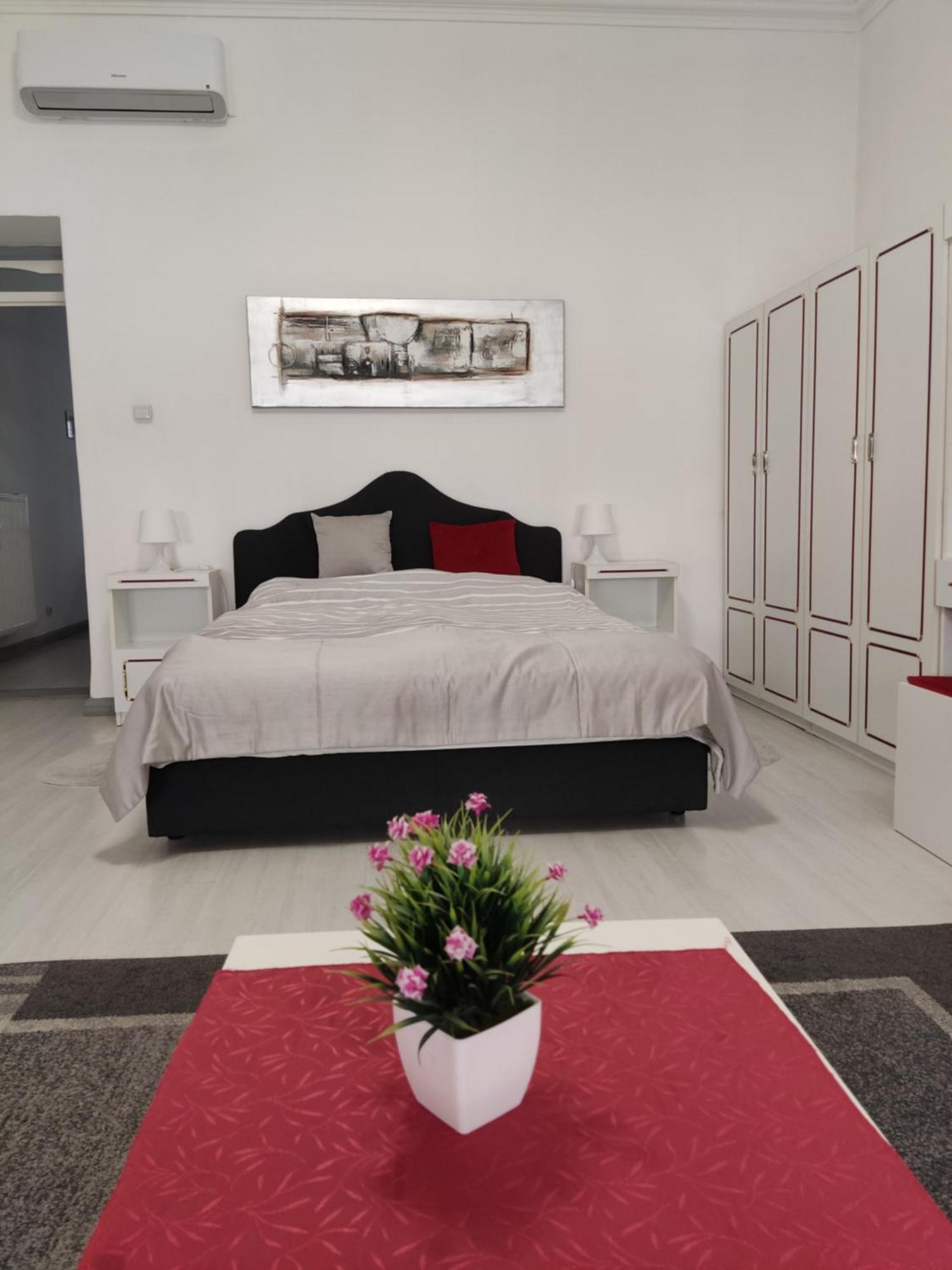 Julia Apartment Budapest Extérieur photo